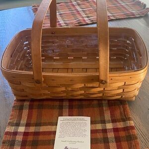 Genuine Longaberger Handcrafted Woven Gathering Basket & plastic protector.